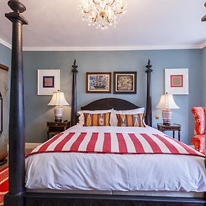 Deluxe  Ground Floor Queen Room